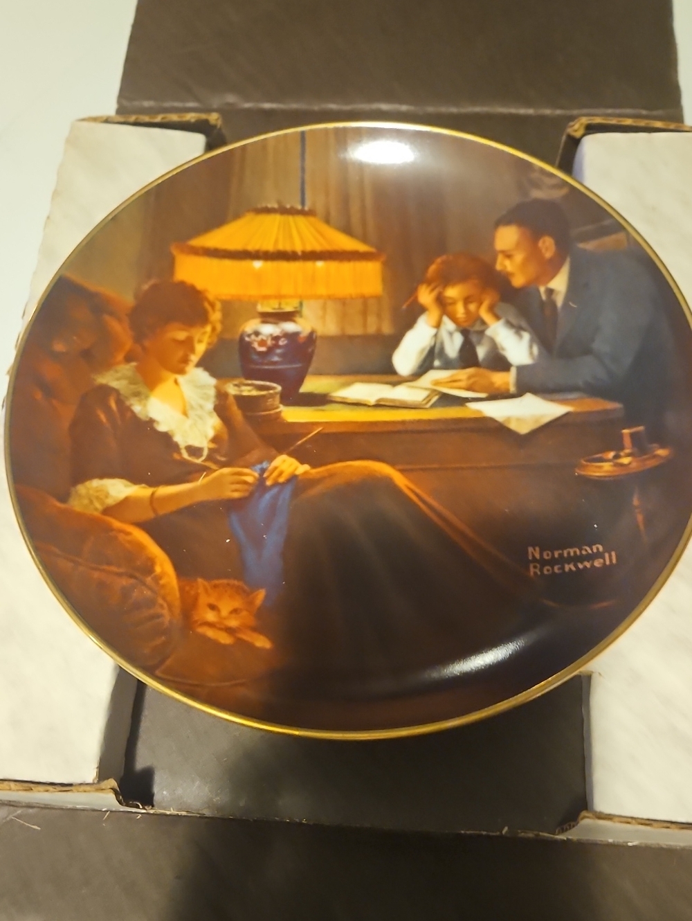 Knowles Decorative Norman Rockwell Plate " Fathers Help"